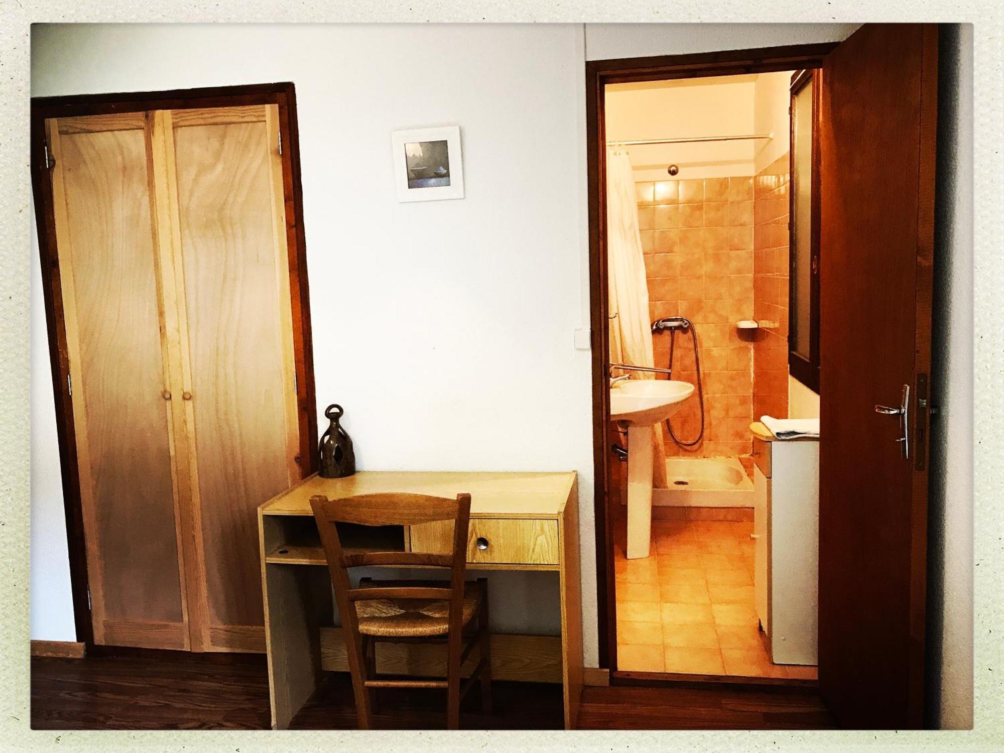 Mas Lluganas Bed & Breakfast