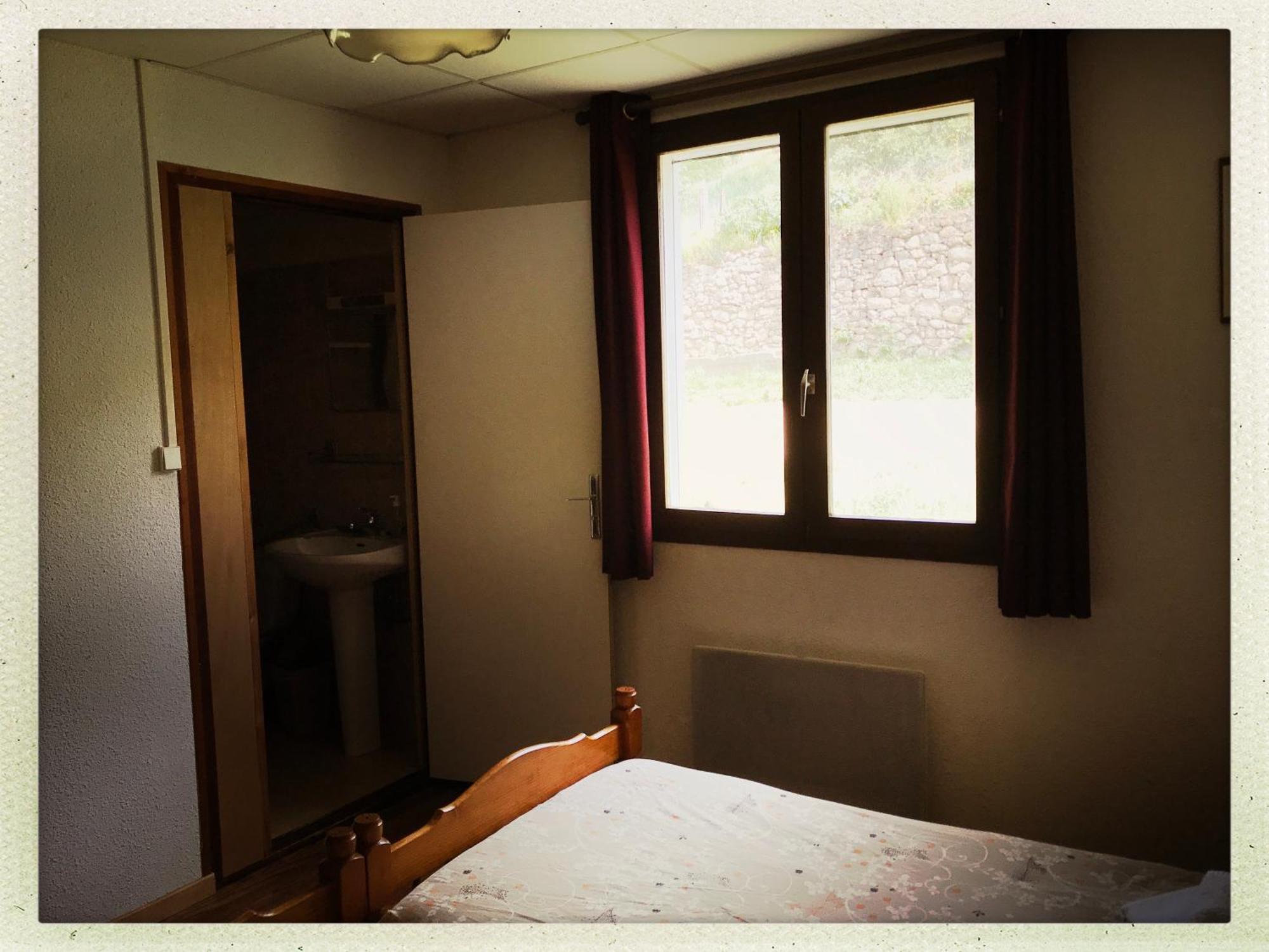 Mas Lluganas Bed & Breakfast