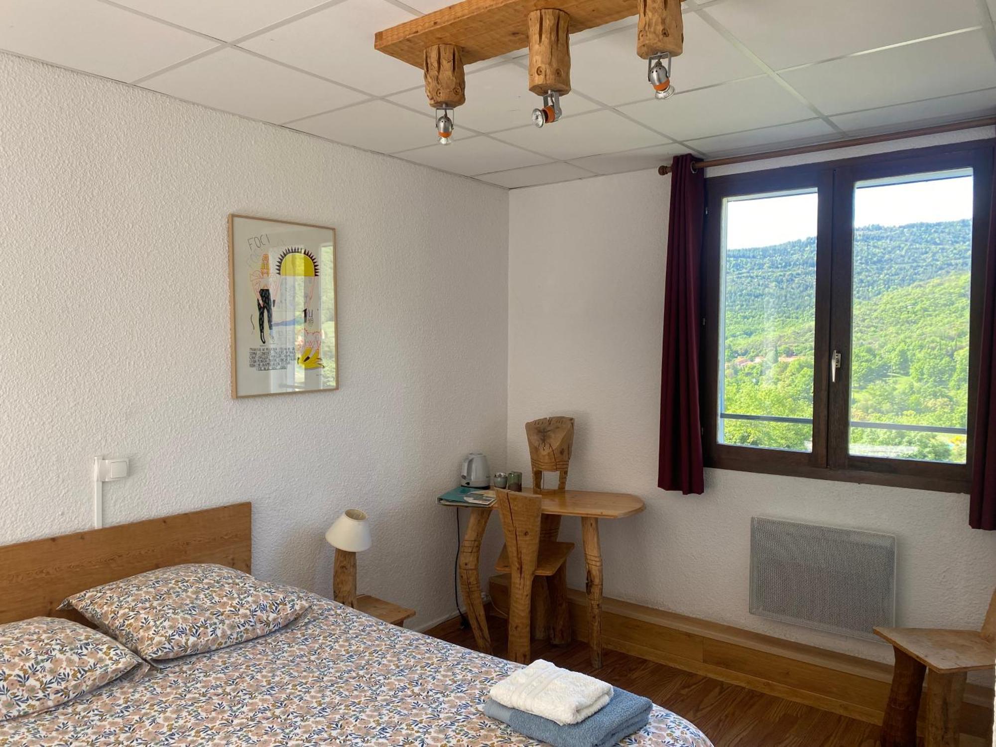 Bed & Breakfast Mas Lluganas